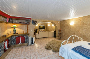 Spacious Studio apartment by Polo apartments